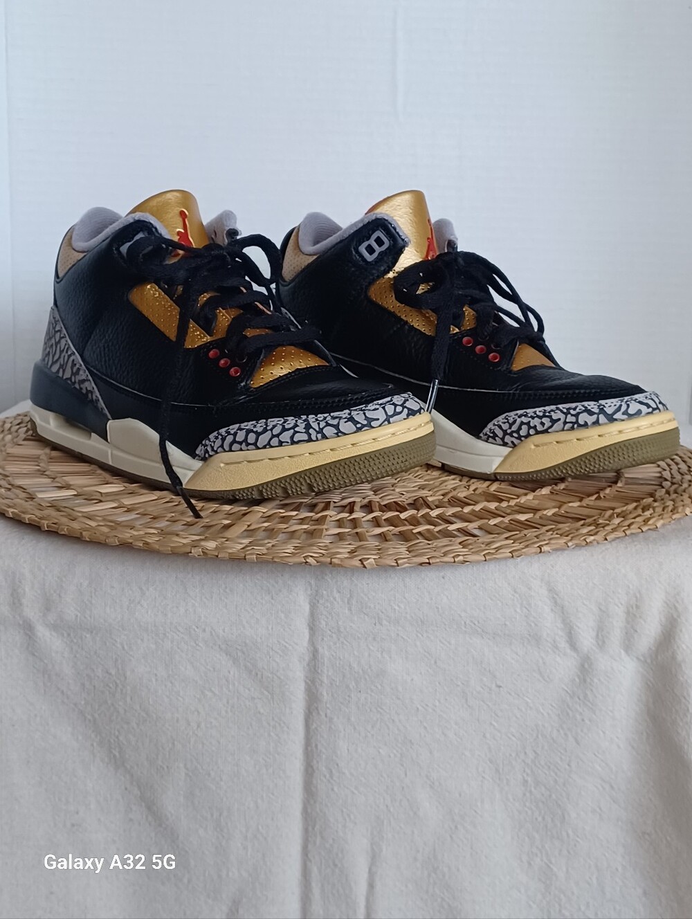 Air Jordan 3 Retro Women's Size 7 Black/Cement Gold, CK9246-067
